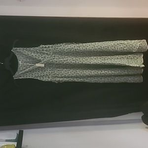 Max studio dress lg floral